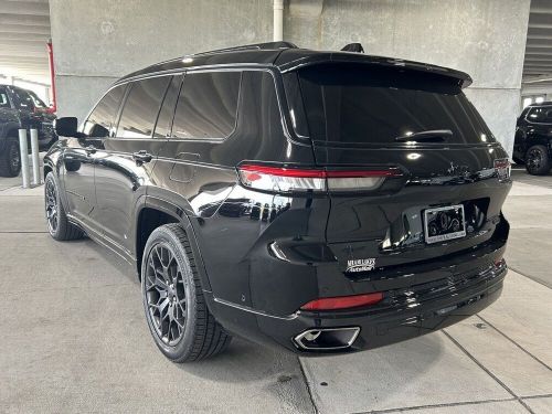 2024 jeep grand cherokee l summit