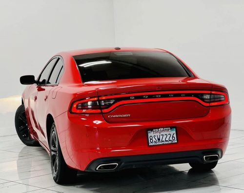 2019 dodge charger sxt