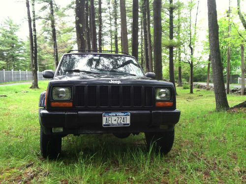 1998 jeep cherokee limited (xj) sport utility 4-door 4.0l selec trac