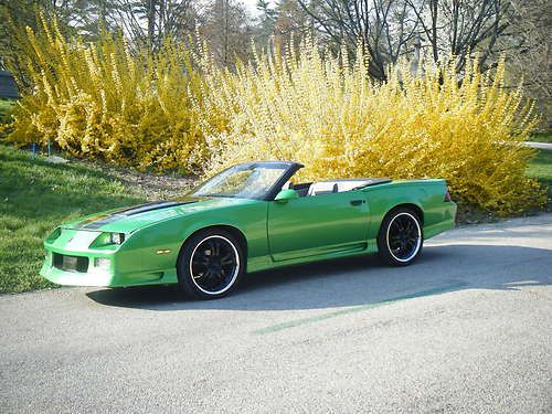 1992 chevrolet camaro rs 25th anniversary edition convertible 2-door 5.0l