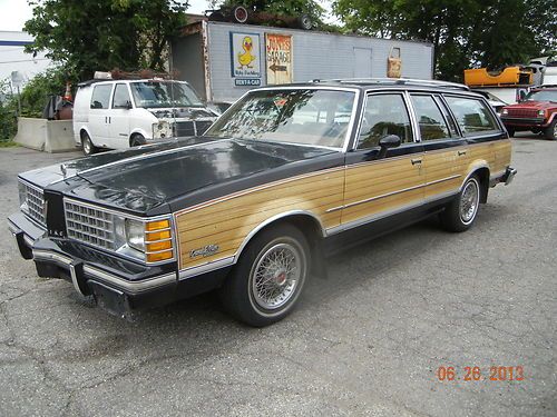 1979 pontiac grand lemans station wagon v-8 solid loaded black woodgrain malibu