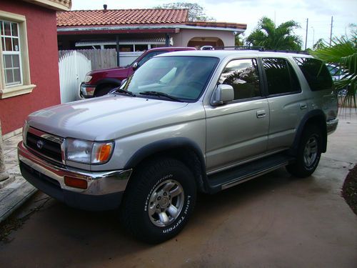 Toyota 4runner 3.4 v6 auto, amazing condition