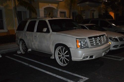 2005 cadillac escalade on 26's vellanos