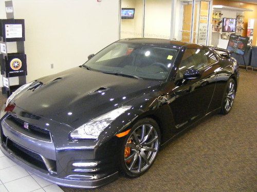 2014 nissan gtr