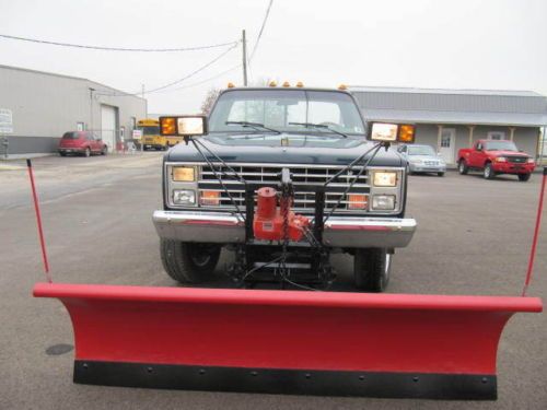 1984 gmc ( k 3500 1 ton ) pickup truck* 4wd automatic 400 turbo w/ weatern plow_