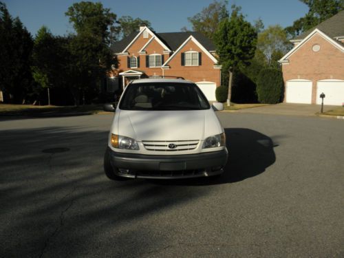 2003 toyota sienna xle mini passenger van 5-door 3.0l