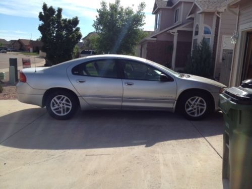 2001 dodge intrepid se sedan 4-door