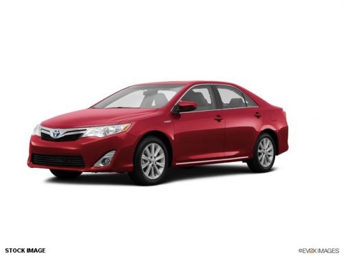 2014 toyota camry hybrid xle