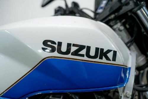 Suzuki GS550E