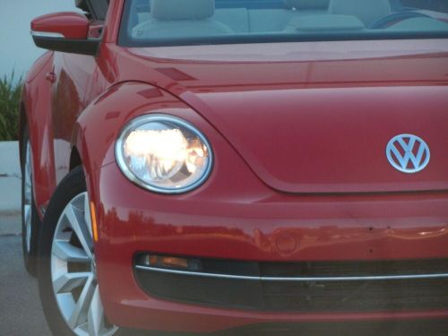 2013 volkswagen beetle-new tdi 2dr convertible 6a w/sound and navigation