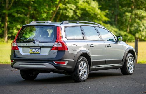 2009 volvo xc70 cross country xc70 wagon only 74k mi serviced carfax