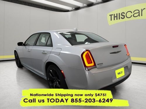 2022 chrysler 300 series touring l