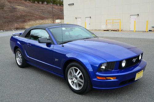 2005 mustang gt convertible