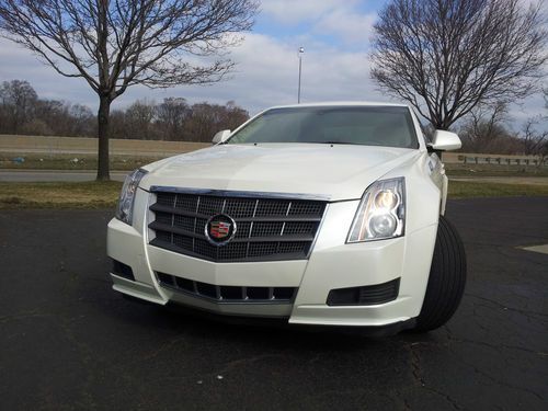 2010 cadillac cts luxury sedan 4-door 3.0l