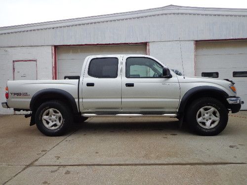 2004 toyota tacoma sr5 4 doors trd 4x4 off road"one owner truck"must see""""""""