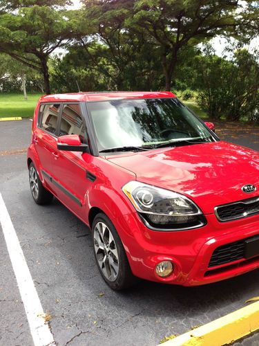 2012 kia soul exclaim hatchback 4-door 2.0l