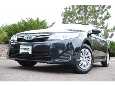 Le hybrid-electric 2.5l cd front wheel drive power steering 4-wheel disc brakes