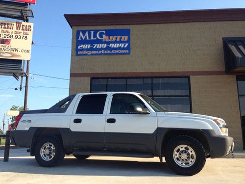 2005 chevrolet avalanche 2500 ls crew cab pickup 4-door 8.1l chevy 4x4