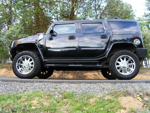 Super clean w/ $10k in extras custom 22&#034; wheels 37&#034; toyo mts lift dvd hid billet