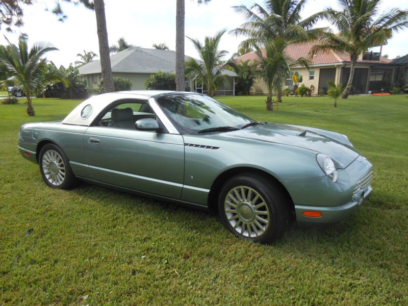 2004 ford thunderbird