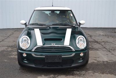 2005 mini cooper s  6-speed