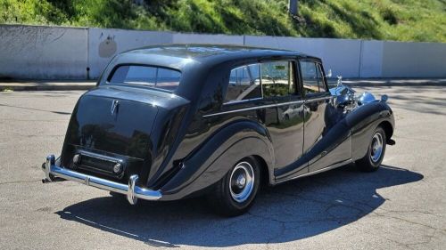 1952 rolls-royce wraith 1952 rolls-royce silver wraith long-wheelbase limousine