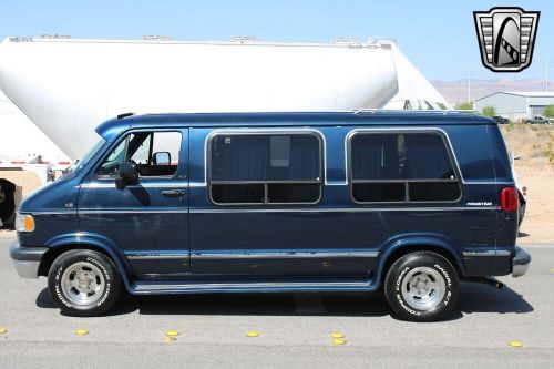 1995 dodge 2500 ram van primetime