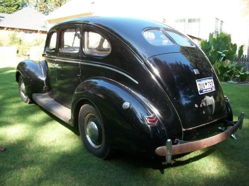 1940 ford deluxe