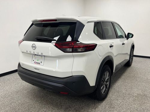 2021 nissan rogue s