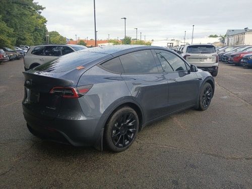 2023 tesla model y long range