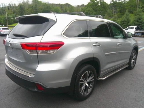 2017 toyota highlander le 4dr suv (2.7l i4)