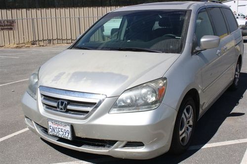 2005 honda odyssey mini van