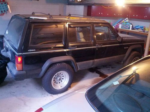 1994 jeep cherokee se sport utility 4-door 4.0l