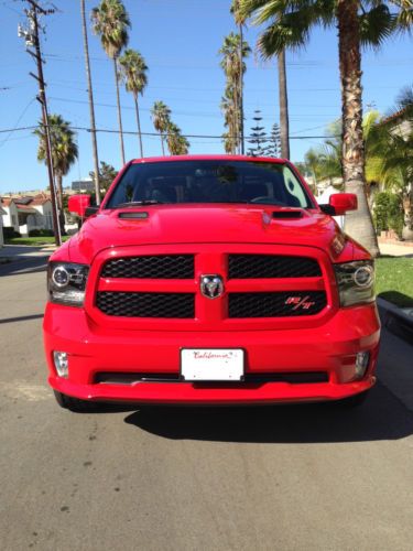 2013 ram 1500 r/t in mint condition