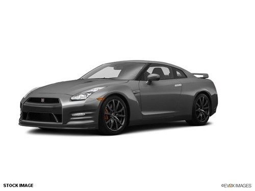 2014 nissan gt-r premium edition coupe 2-door 3.8l