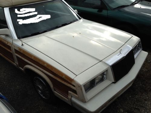 1983 lebaron convertible woody     no reserve!