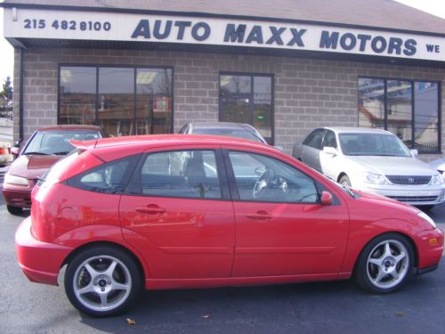 2003 ford focus svt hatchback 5-door 2.0l