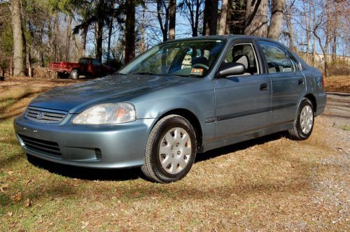 Really clean 1999 honda civix lx sedan, runs great  no reserve  4 cyl, automatic