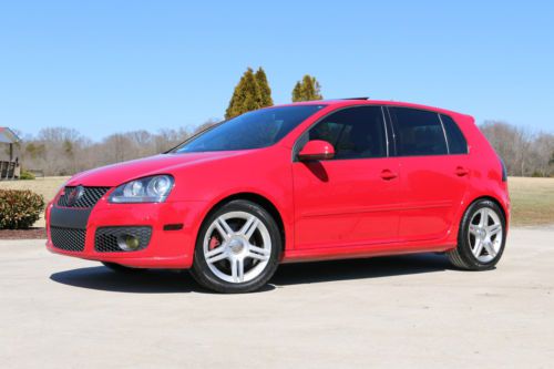 2009 volkswagen gti 4-door, new tires, new brakes, fresh tune up, apr chip!!!