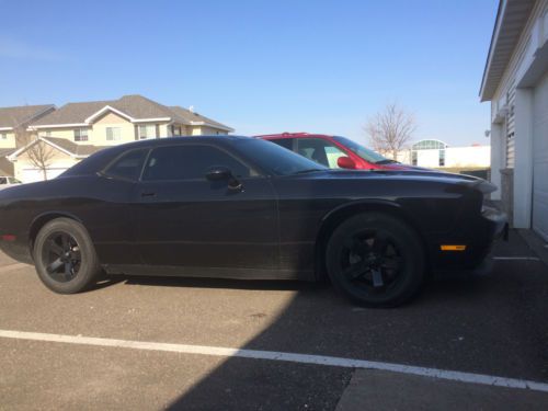 Black 2009 se dodge challenger