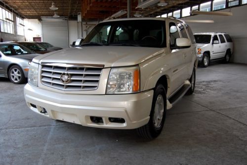 2002 cadillac escalade, one owner, clean carfax