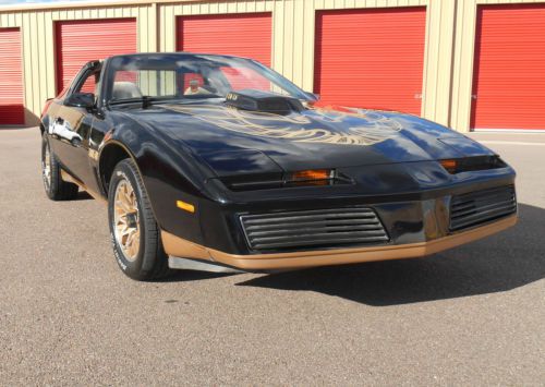 Buy used 1982 Pontiac Firebird Trans Am Coupe 2-Door 5.0L in Manitou ...