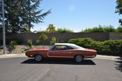 1970 dodge charger r/t hardtop 2-door 7.2l