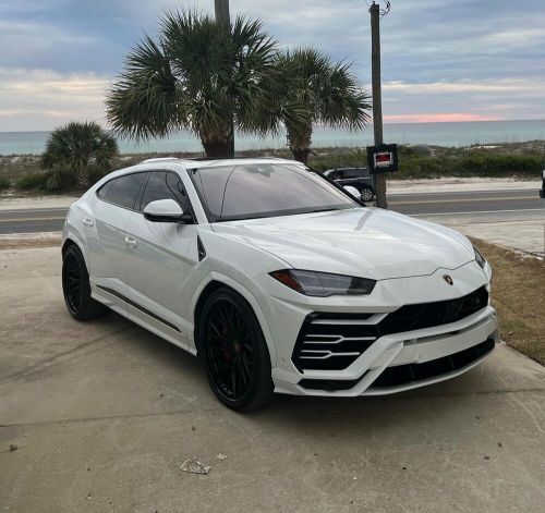 2020 lamborghini urus