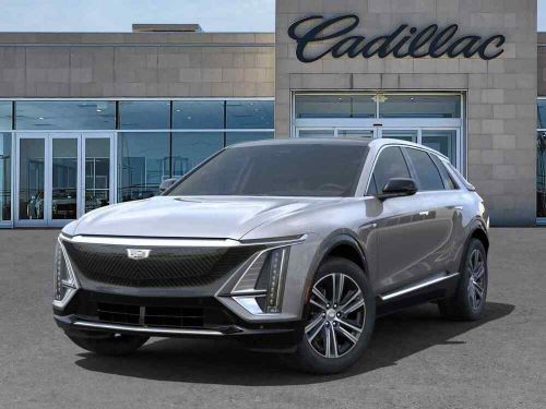 2024 cadillac lyriq luxury 2