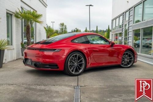 2020 porsche 911 carrera