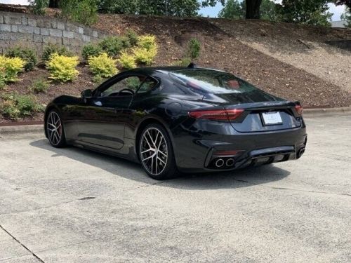 2024 maserati gran turismo trofeo