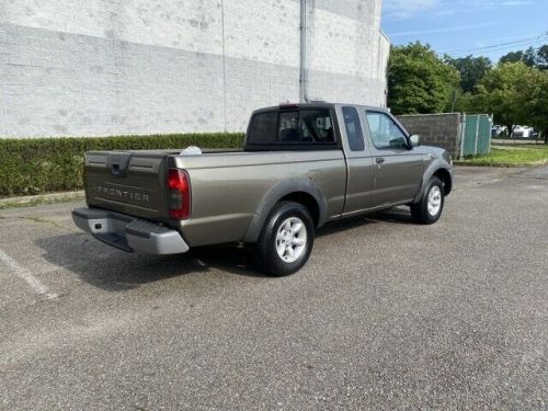 2001 nissan frontier xe clean carfax