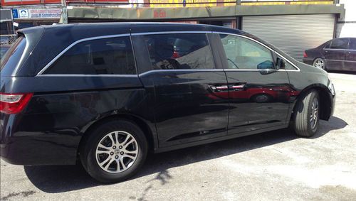 2012 honda odyssey exl sunroof nav dvd rear cam 91 mi. brand new