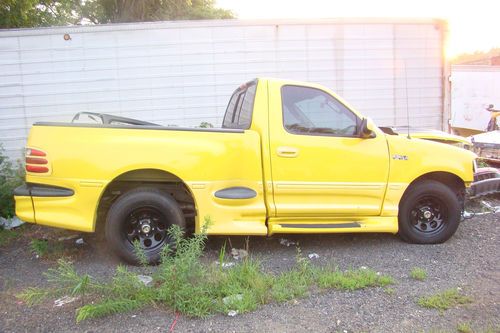 2003 ford f-150 xlt standard cab pickup 2-door 5.4l boss 5.4 limited edition 500